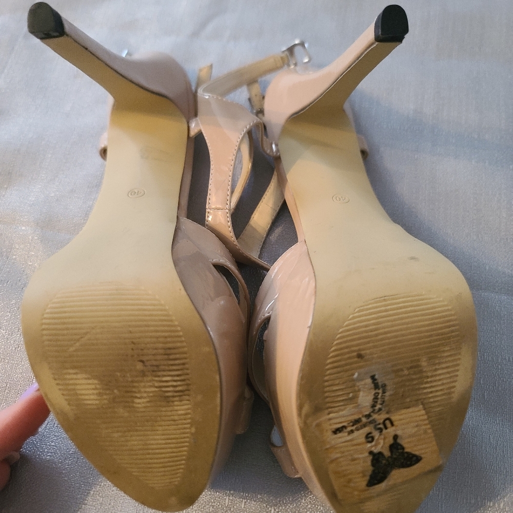 Marc Defang heels - Picture 3 of 3